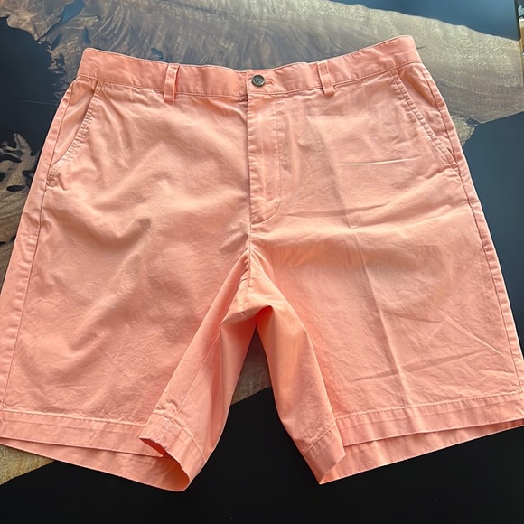 Brooks Brothers 100% cotton shorts, size W36. - Picture 2 of 14